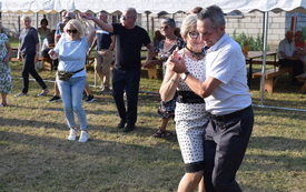 Biesiada Senior&oacute;w 