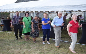 Biesiada Senior&oacute;w 