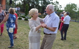 Biesiada Senior&oacute;w 