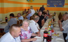 Biesiada Senior&oacute;w 