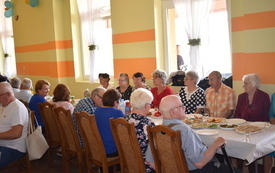 Biesiada Senior&oacute;w 