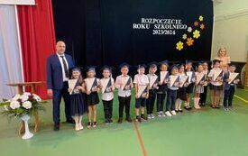Uroczyste rozpoczęcie roku szkolnego w Szkole Podstawowej im. Jana Pawła II w Borkowie 3
