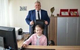 Dzień dziecka w fotelu W&oacute;jta 