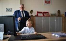 Dzień dziecka w fotelu W&oacute;jta 