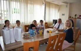 Dzień dziecka w fotelu W&oacute;jta 