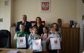 Dzień dziecka w fotelu W&oacute;jta 