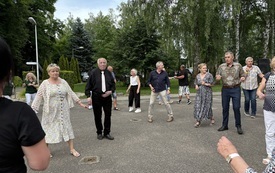 IV BIESIADA SENIOR&Oacute;W 22