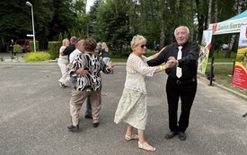 IV BIESIADA SENIOR&Oacute;W 27