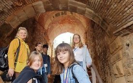 Wyjazd uczni&oacute;w Szkoły Podstawowej im. Jana Pawła II w Borkowie Kościelnym  do Hiszpanii w ramach programu Erasmus+